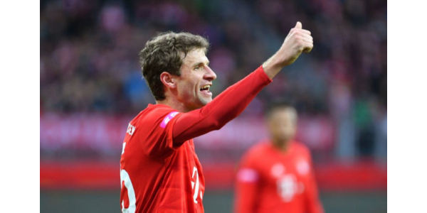 Thomas m ü ller dobio je FC Bayern m ü nchen četvrtu obnovu